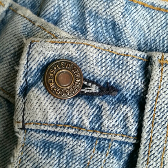 Levis Vintage distressed shorts. - Picture 2 of 7